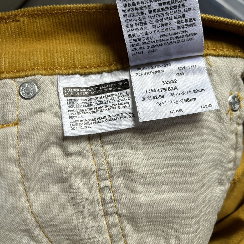 Levis 502 Taper Corduroy Jeans Mens W32 L32 Pants mustard NWT. - Picture 11 of 11